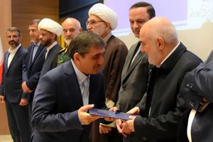 برگزاری آیین تکریم و معارفه مدیرعامل سازمان منطقه آزاد اروند