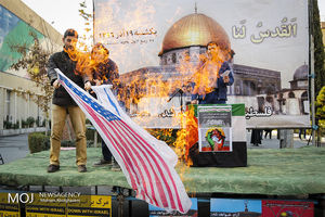 تجمع اعتراضی دانشگاهیان امیرکبیر علیه اقدام آمریکا و رژیم صهیونیستی