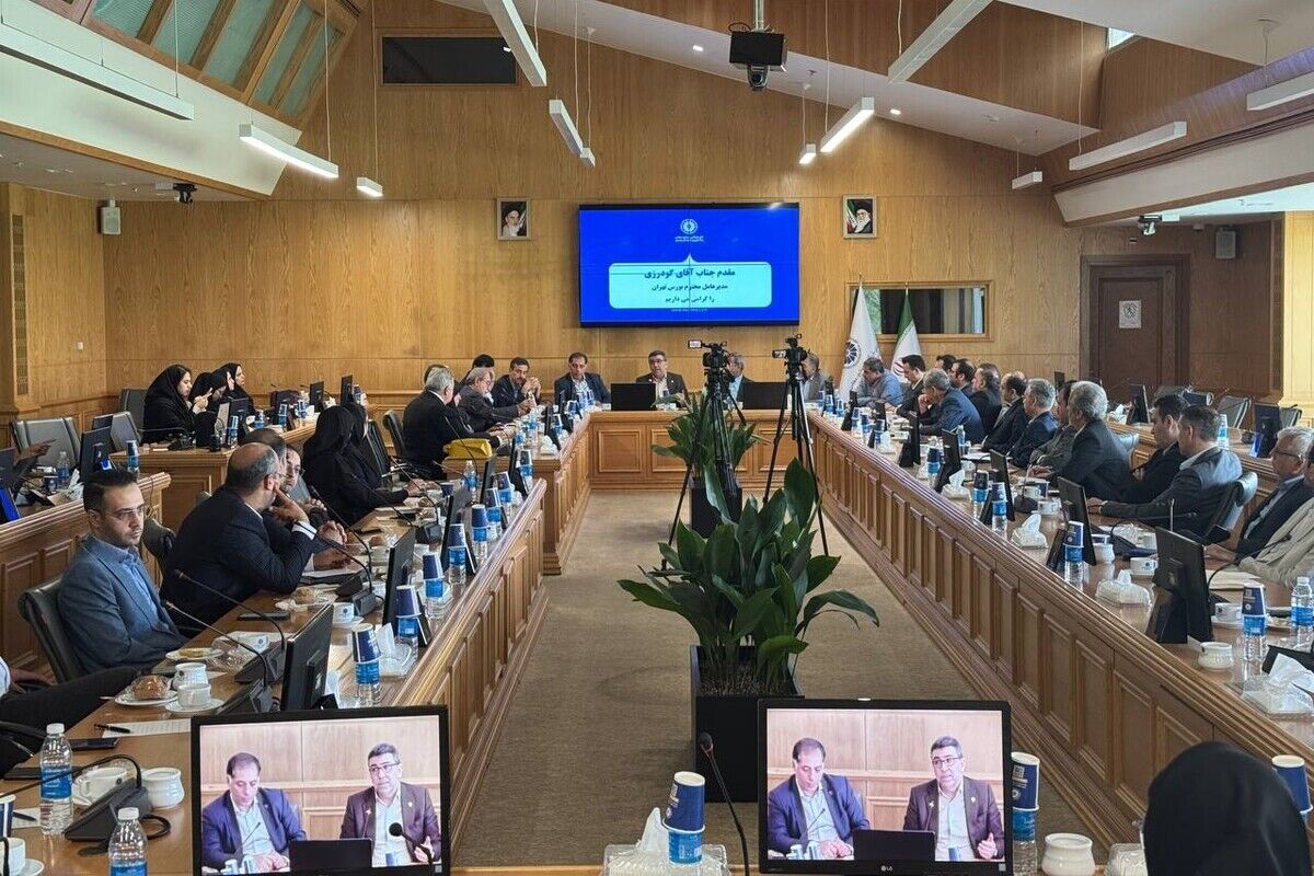 نشست فعالان اقتصادی در مشهد