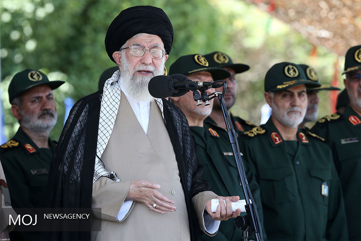 مراسم دانش‌آموختگی دانشجویان دانشگاه افسری امام حسین (ع) 