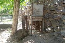 کشف یک تله زنده گیری حیات وحش چهارپا در شهرستان نایین