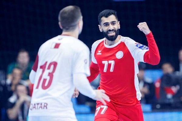 هندبال بحرین در وقت اضافه قطر را شکست داد و قهرمان آسیا شد