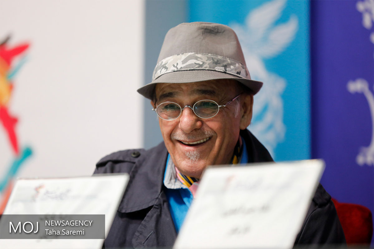 دومین روز سی و هفتمین جشنواره فیلم فجر/رضا بابک