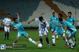 پخش زنده بازی استقلال و پیکان از شبکه سه سیما