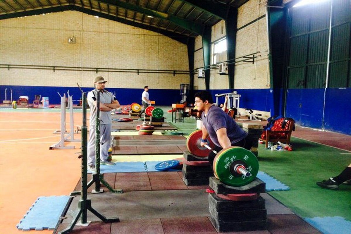 وزنه برداری