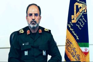 بسیج اجازه ضربه زدن به نظام را نمی‌دهد