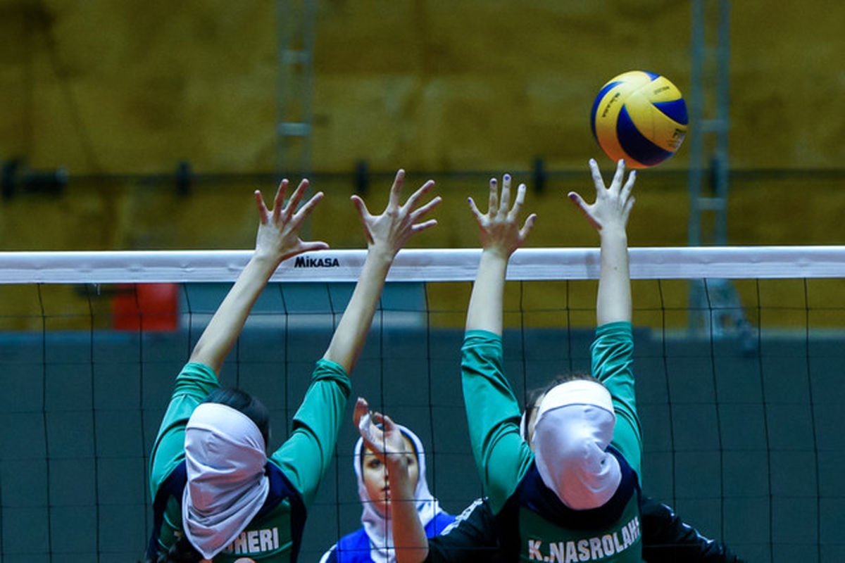 والیبال بانوان