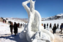 سومین جشنواره ملی سازه‌های برفی در شهر افوس در اصفهان برگزارشد / بازدید 30 هزار گردشگر از جشنواره افوس