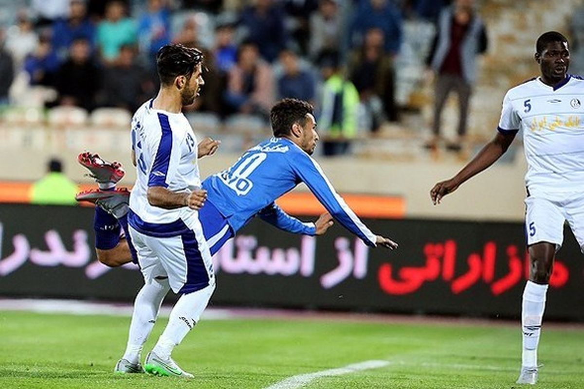 بازی استقلال و استقلال خوزستان1