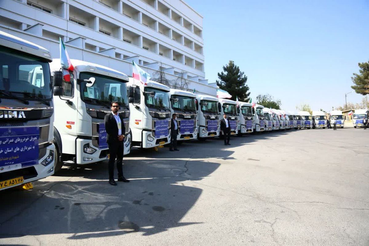 تحویل 30 کامیون