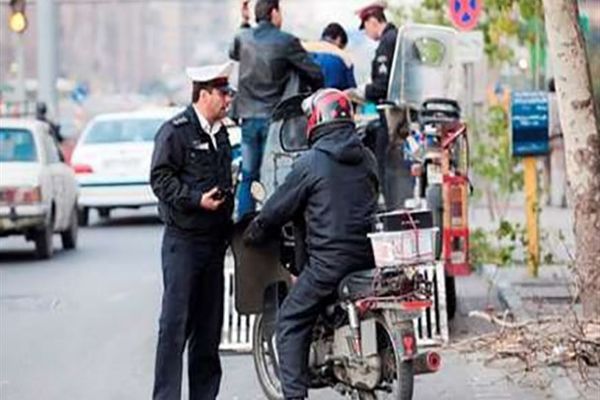 موتورسواران با رعایت قانون، جان خود را ایمن نگه دارند