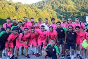 خانزاده به اردوی پدیده پیوست