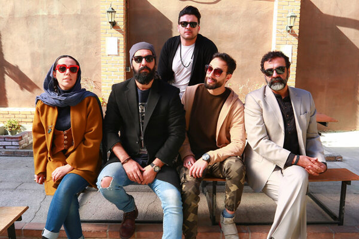 نمایش چ. ف. ت. بر وزنِ رفت