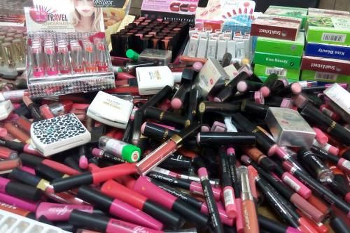 لوازم آرایشی قاچاق
