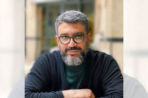 رضا رشیدپور با «شرایط خاص» می‌آید