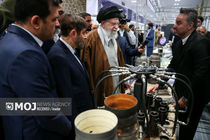 بازدید رهبر انقلاب از نمایشگاه دستاوردها و توانمندی‌های بخش خصوصی
