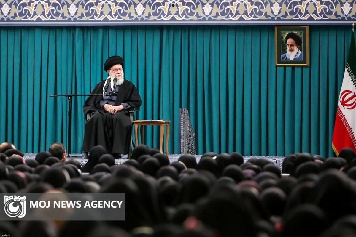 دیدار رمضانی دانشجویان با رهبر انقلاب