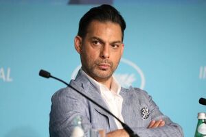 پیمان معادی به شهادت دانش آموزان میناب واکنش نشان داد