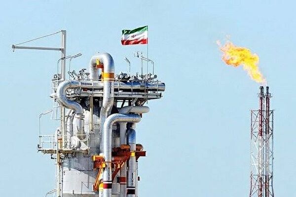 مدیر سرمایه گذاری شرکت نفت از صدور مجوز انتشار ۶۰۰ میلیون دلار اوراق ارزی در صنعت نفت خبر داد