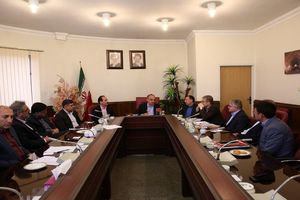 مرز خسروی باید به پایانه ای با کارکرد تردد زوار و صادرات تبدیل شود