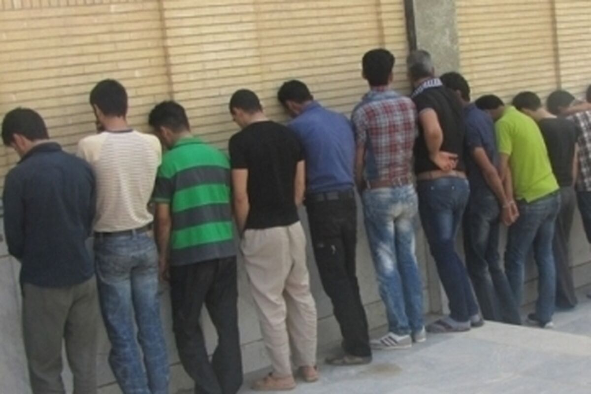 معتاد متهاجر