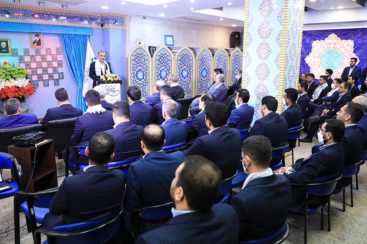 دی