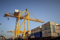 رشد ۱۵ درصدی تخلیه و بارگیری بنادر در بهار