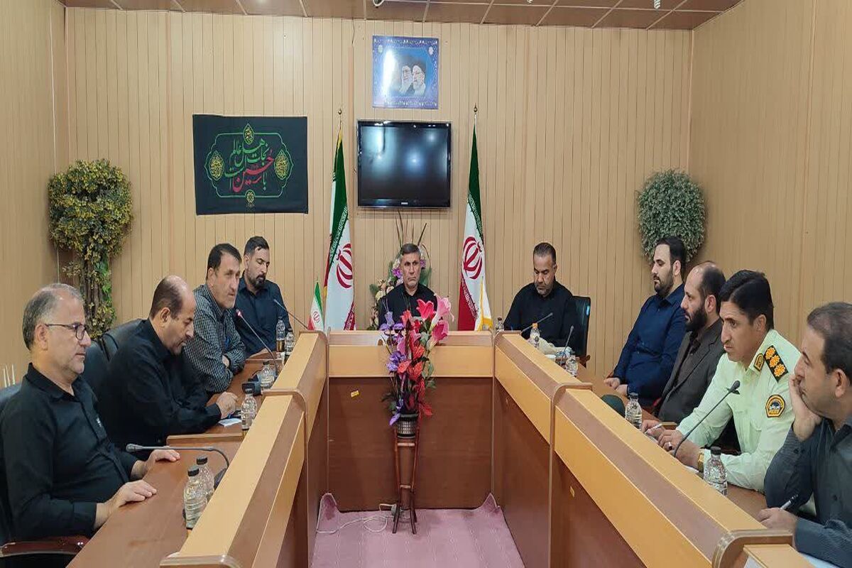 حسنی.