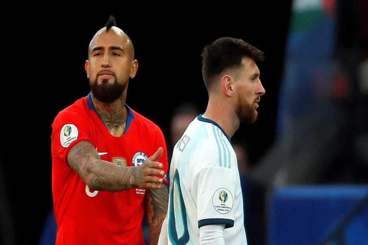 لیونل مسی و آرتور ویدال