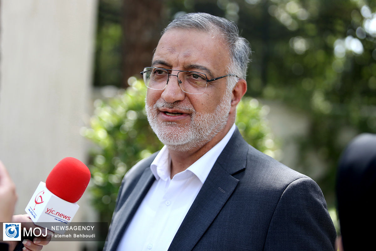 حاشیه جلسه هیئت دولت