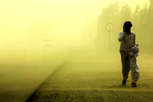 تندباد ۷۵ کیلومتر در ساعت به همراه گرد و خاک در تایباد 