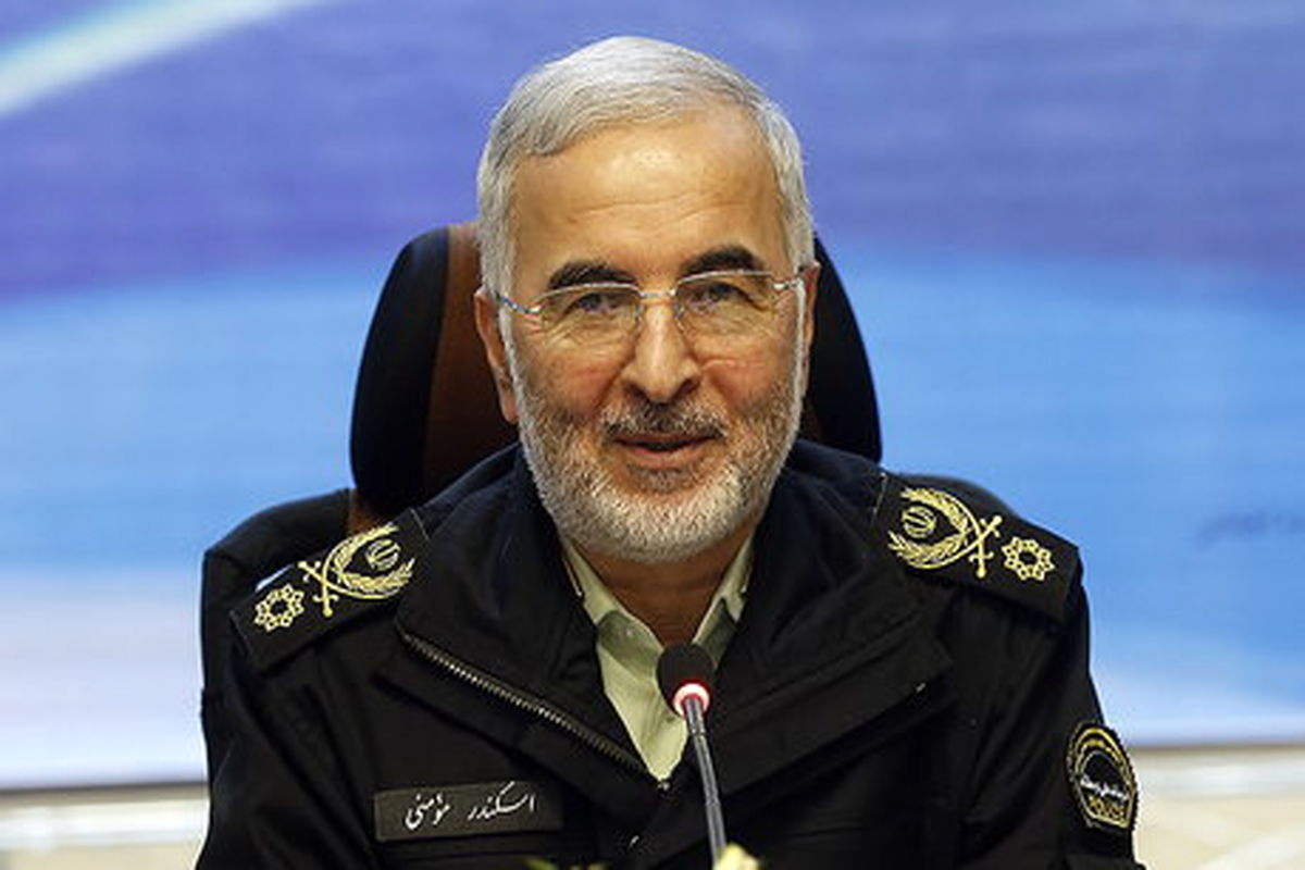 اسکندر مومنی