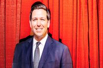 پشت‌پرده کناره‌گیری اصلی‌ترین رقیب انتخاباتی ترامپ 