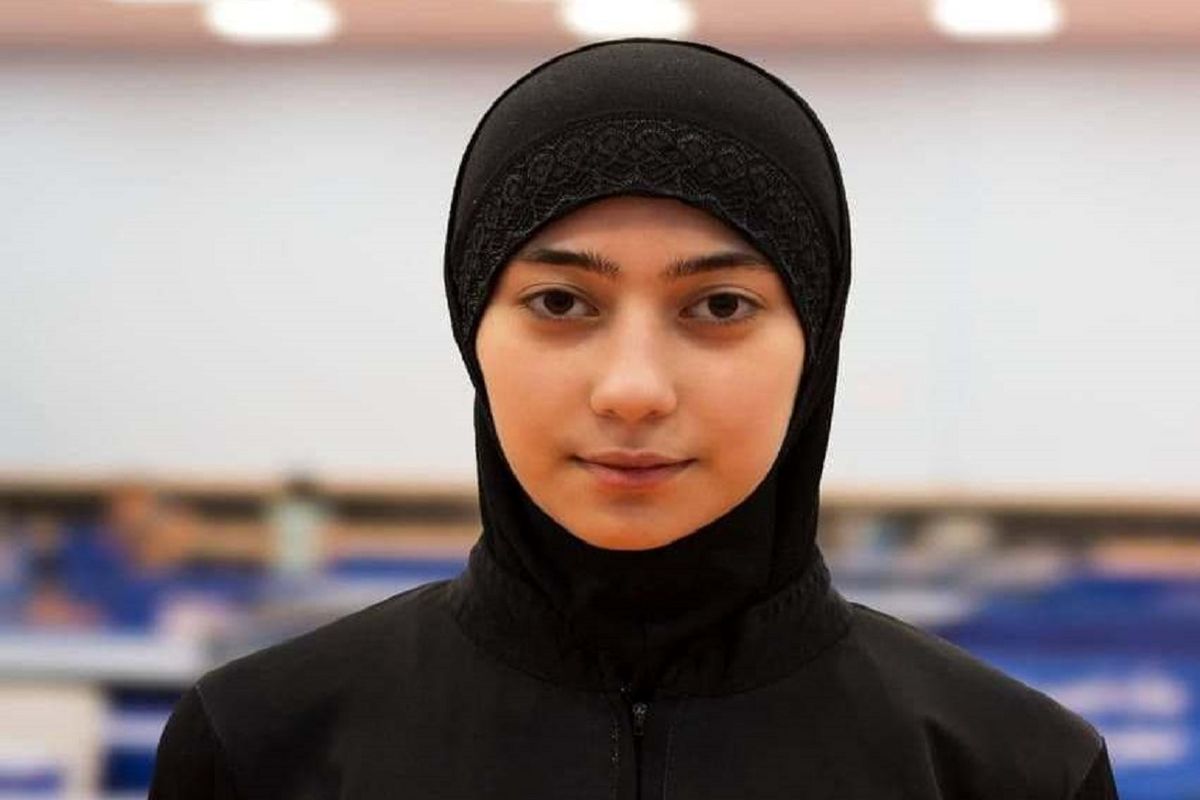 یسنا مهری فر