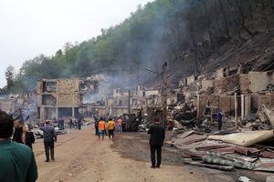 صحنه‌هایی دردناک از ‌وضعیت مردم پس از آتش‌سوزی در امام‌زاده ابراهیم شفت‌+فیلم
