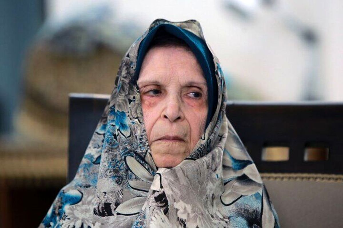سیمیندخت وحیدی