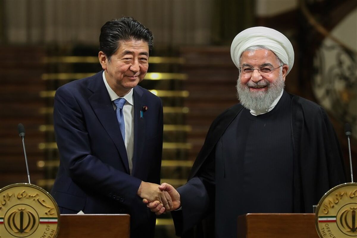 شینزو آبه با روحانی