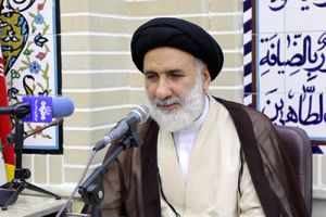 در خون‌خواهی امام شهید کوتاه نخواهیم آمد