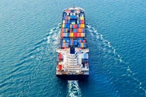 صادرات مستقیم ماکارونی از بندرلنگه به آفریقا آغاز شد