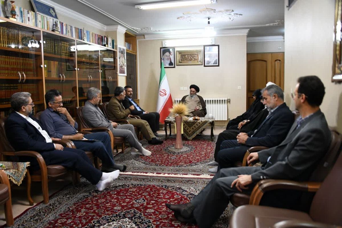 امام جمعه اصفهان