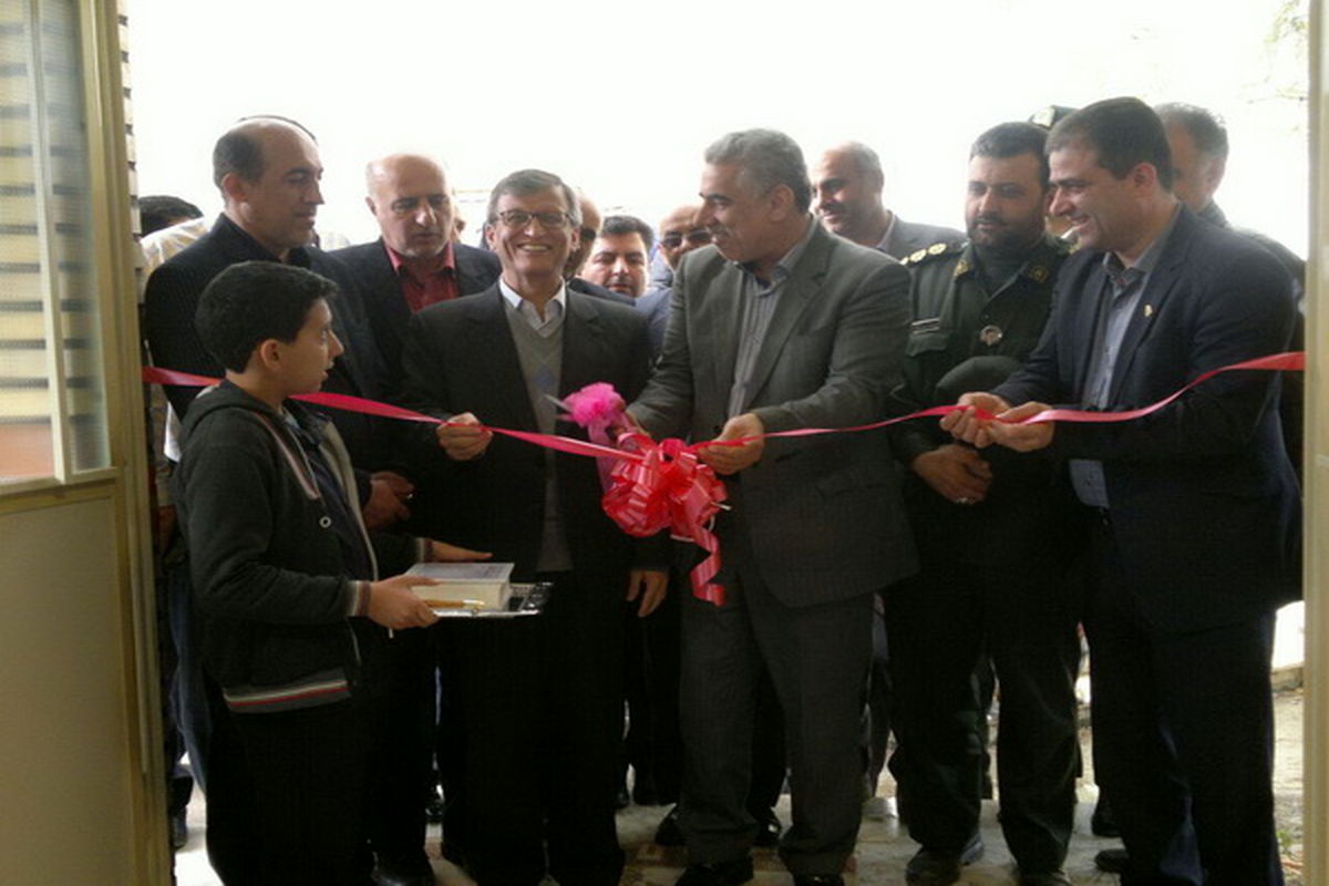 افتتاح سالن تنیس روی میر