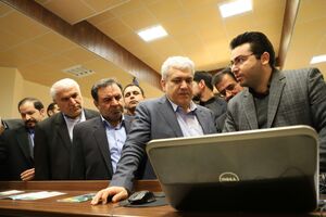 معاون علمی و فناوری رئیس جمهور مرکز نوآوری و شکوفایی دانشگاه آیت‌الله بروجردی را افتتاح کرد