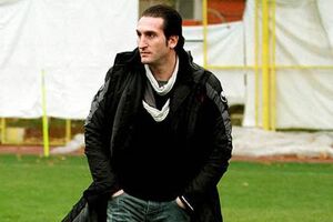 ادموند بزیک سرمربی موقت تیم امید پرسپولیس شد