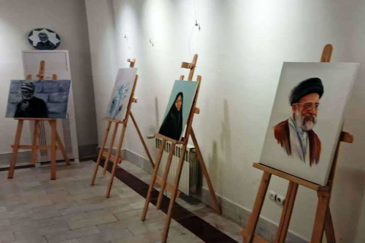 نمایشگاه آثار هنر‌ی و خوشنویسی وصیت نامه شهدای هنرمند بهشهر