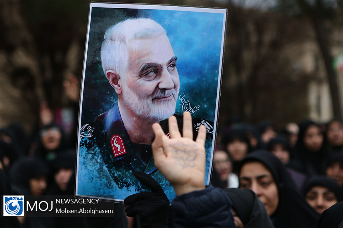 اجتماع دانشجویان دانشگاه تهران در پی شهادت سردار سلیمانی (۲)