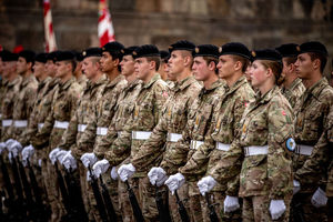 سربازی اجباری زنان دانمارک بررسی می‌شود 