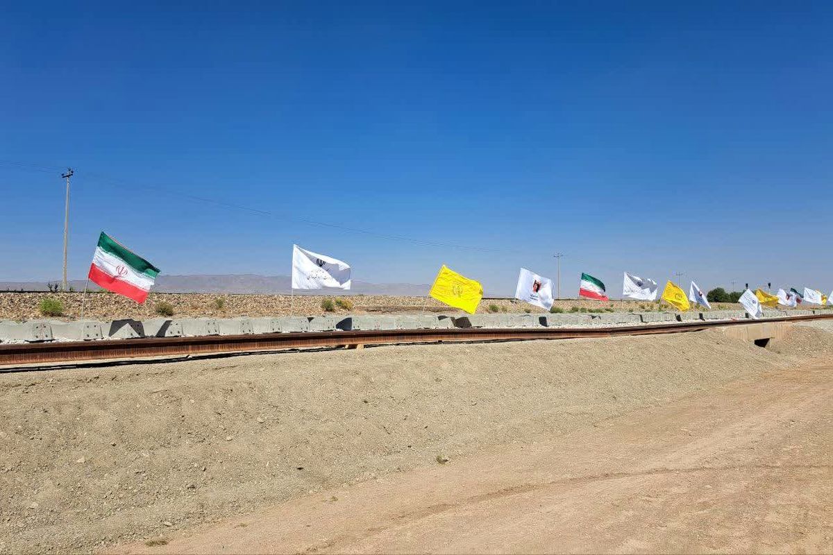 ریل‌ گذاری اتصال راه‌ آهن سبزوار به شبکه سراسری