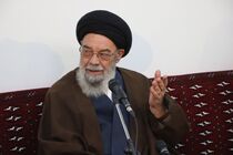 حکومت اسلامی وظیفه تامین نیاز محرومان جامعه را بر عهده دارد / وجود ۲۰ میلیون نیازمند در کشور