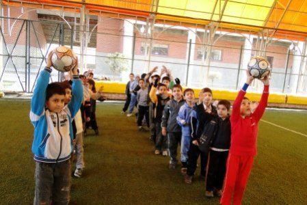 سرانه مکان های ورزشی دانش آموزان در خمینی شهر بسیار کم است