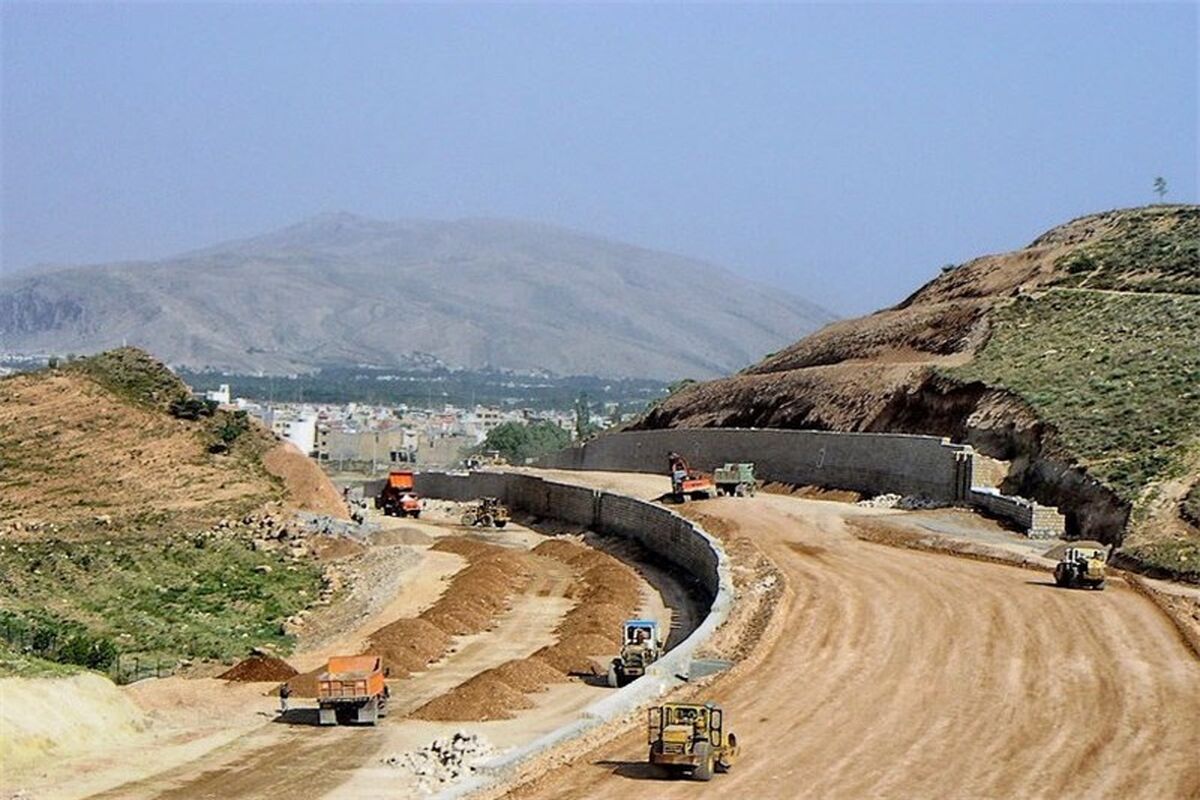 آزاد راه شیراز اصفهان 